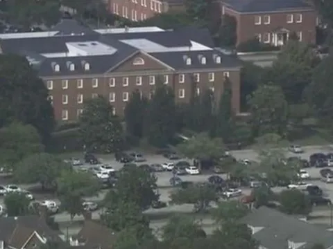 Toàn cảnh vụ nổ súng khiến nhiều người thiệt mạng tại tòa thị chính ở Mỹ