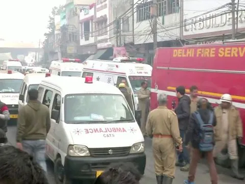 Cháy nhà máy lúc sáng sớm, ít nhất 43 người tử vong