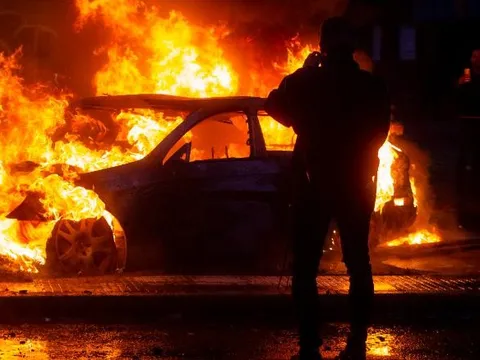 Chile ban bố tình trạng khẩn cấp do bạo lực