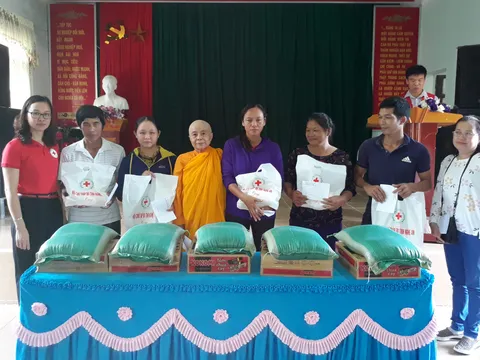 Nghệ An: Hỗ trợ người dân bị thiệt hại do bão