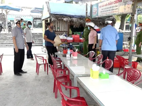 Quảng Bình đẩy mạnh tuyên truyền, xử lý nghiêm các trường hợp lơ là chống dịch