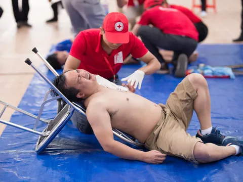 Những hình ảnh ấn tượng tại hội thi Kỹ năng sơ cấp cứu Chữ thập đỏ
