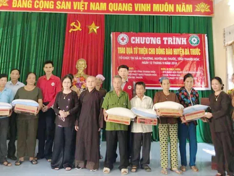 Thanh Hóa: Sẻ chia với các gia đình bị thiệt hại do mưa lũ huyện Bá Thước