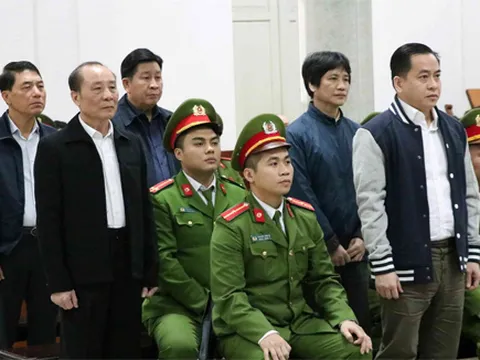 Cựu thứ trưởng công an Bùi Văn Thành bị phạt 30 tháng tù