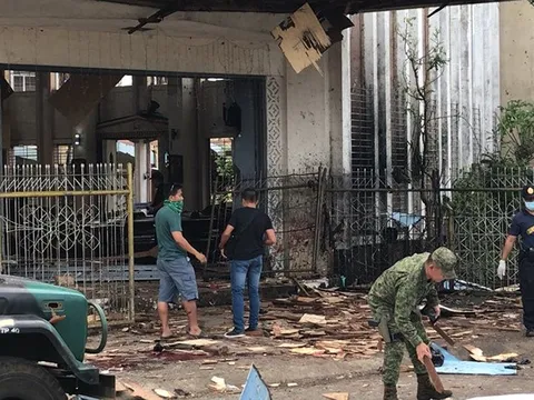 Đánh bom kép ở Philippines, hàng chục người thương vong
