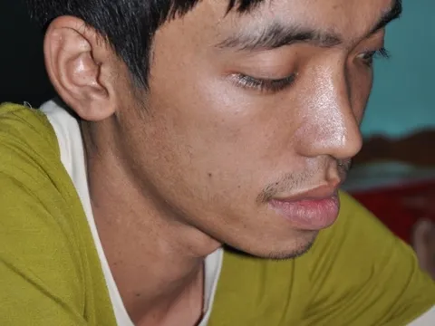 Đau đớn cảnh con trai bị ung thư trung thất chăm mẹ bị ung thư dạ dày di căn