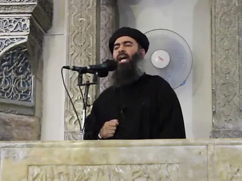 'Đế chế' IS sụp đổ, thủ lĩnh bí ẩn vẫn bặt vô âm tín