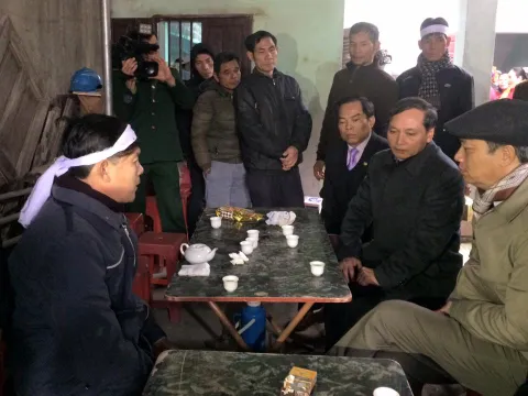 Thanh Hóa: Thăm hỏi, chia buồn với các gia đình ngư dân gặp nạn do chìm tàu
