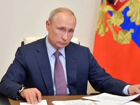 Tổng thống Putin tuyên bố Nga chính thức đăng ký vắc xin ngừa Covid-19 đầu tiên