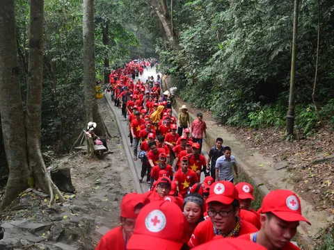 Hành trình về Đất tổ của tình nguyện viên CLB C25 Việt Nam