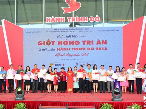 Ngày hội Giọt hồng tri ân và Hội quân Hành trình đỏ 2018 tại Hà Nội