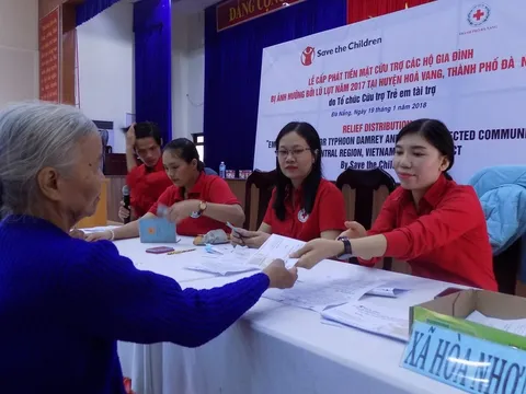 Đà Nẵng: Hỗ trợ quà Tết cho các hộ dân bị ảnh hưởng bởi lũ lụt