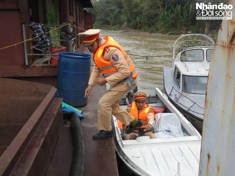 CSGT đường thủy Thanh Hóa nỗ lực bảo đảm an toàn giao thông