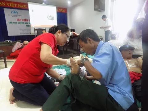 Đà Nẵng: Tập huấn Sơ cấp cứu cho 30 tình nguyện viên Chữ thập đỏ