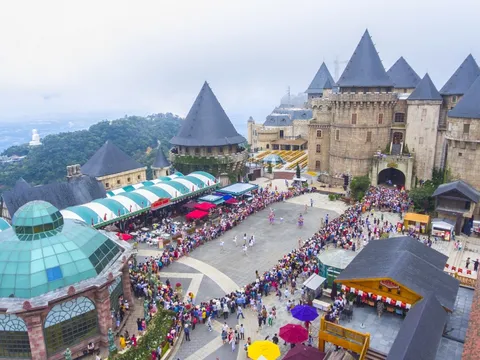 Xã hội hóa du lịch - tại sao không?