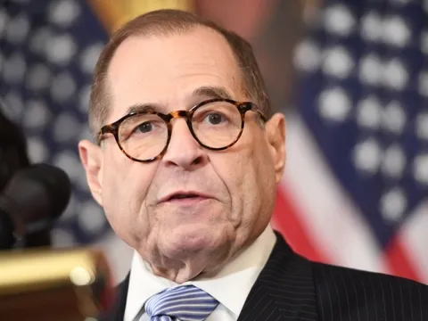 Hạ viện Mỹ thông qua điều khoản luận tội Tổng thống Trump