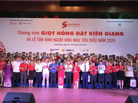 Gala 'Giọt hồng đất Kiên Giang' và tôn vinh người hiến máu tiêu biểu 2020