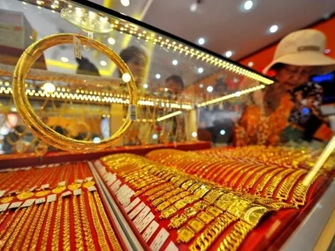 Giá vàng hôm nay 26/12: Vàng trong nước giảm nhẹ
