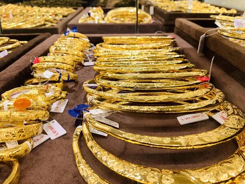 Giá vàng ngày 16/7 vững vàng ở mức cao