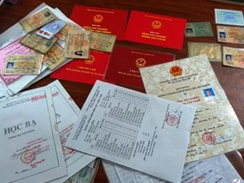 Triệt phá đường dây làm giấy tờ, bằng cấp giả ở Nghệ An