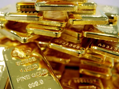 Giá vàng thế giới vượt đỉnh lịch sử