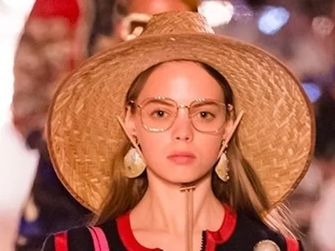 Gucci tung thiết kế mũ cói có giá 9 triệu đồng