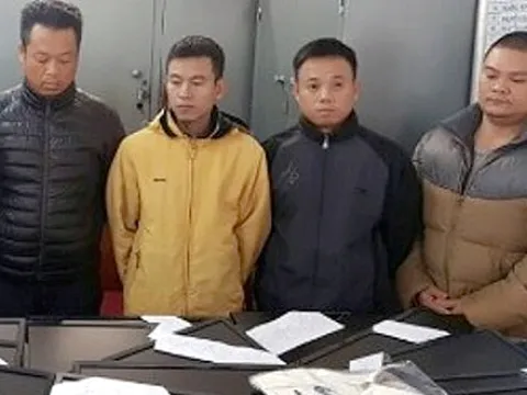 Hà Nội: Phá container, trộm hơn 300 màn hình máy tính