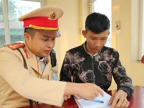 Hai tài xế xe tải đường dài dương tính với chất ma túy