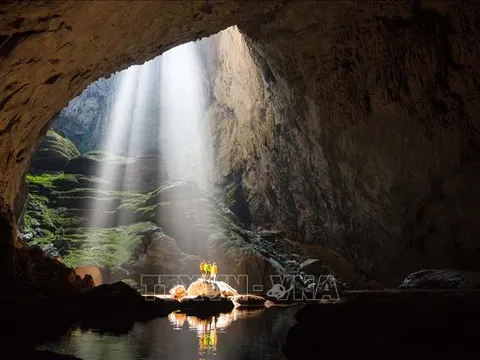 Hang Sơn Đoòng lọt top 11 điểm đến tuyệt vời nhất trên thế giới