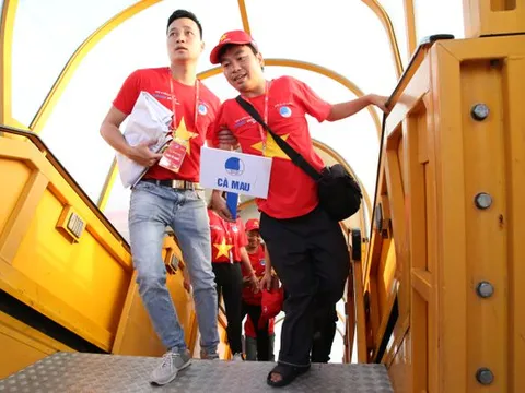 Hành trình 'vòng tay yêu thương' của chàng trai bị ảnh hưởng chất độc da cam