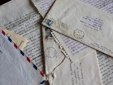 Hé lộ thư tình của cựu Tổng thống Obama thời đại học