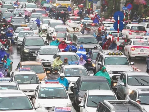 Hiến kế chống ùn tắc: Cấm taxi giờ cao điểm sẽ mở ra lối thoát