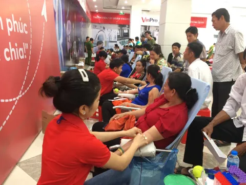 Hậu Giang: Tiếp nhận 377 đơn vị máu tại lễ phát động 'Lễ hội Xuân Hồng' 2020