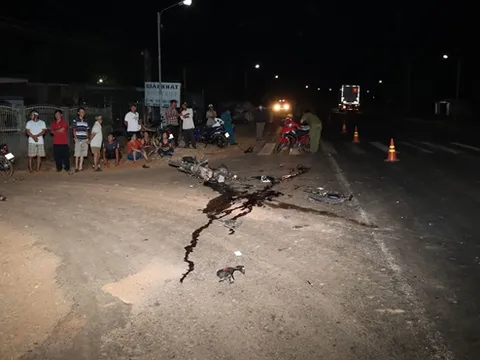 Hai người tử vong do va chạm xe ben tại Bình Phước