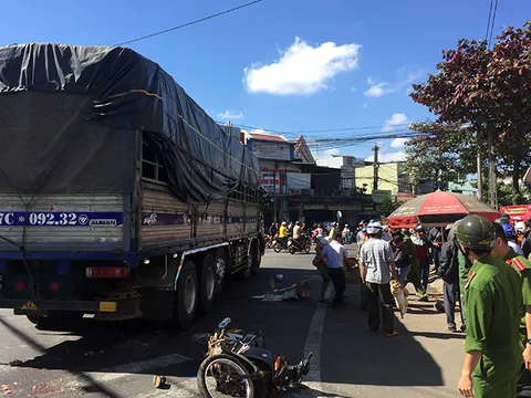 Va chạm xe tải, một người tử vong