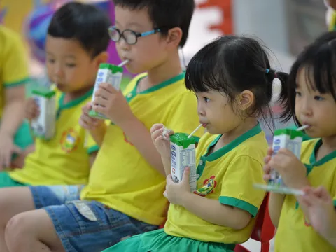 Nhà trường thực hiện “5K” và tăng cường dinh dưỡng cho học sinh trong mùa dịch