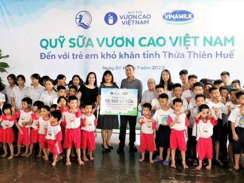 Vinamilk tổ chức chuỗi hoạt động ý nghĩa để chăm sóc trẻ em