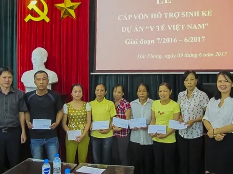 Hội Chữ thập đỏ Hải Phòng chia sẻ cùng người nhiễm HIV