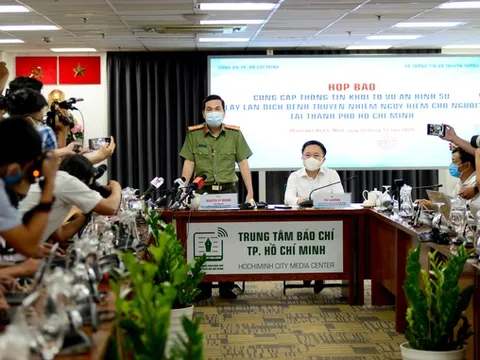 Khởi tố vụ án tiếp viên hàng không làm lây lan Covid-19