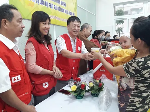 Những nồi cháo nghĩa tình