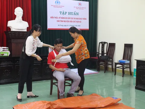 Hội Chữ thập đỏ huyện Hà Trung trợ giúp 10.000 lượt đối tượng khó khăn