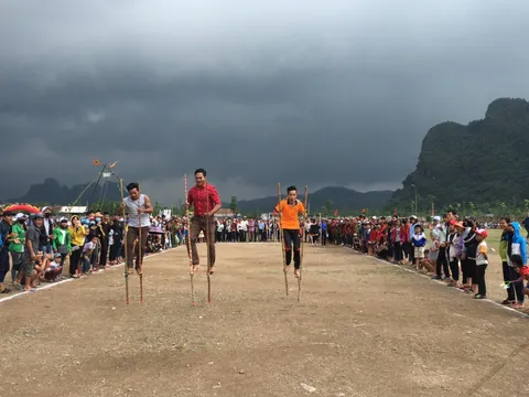 Tìm duyên ở Lễ hội Rằm tháng Ba Minh Hóa