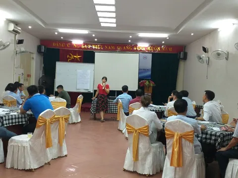 Hòa Bình: Tập huấn quy trình cứu trợ tiền mặt