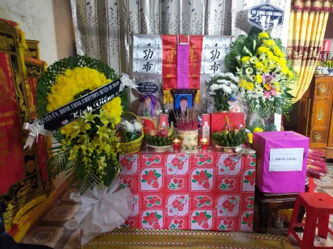 Đề nghị công nhận liệt sĩ đối với Chủ tịch xã qua đời vì giúp dân trong lũ