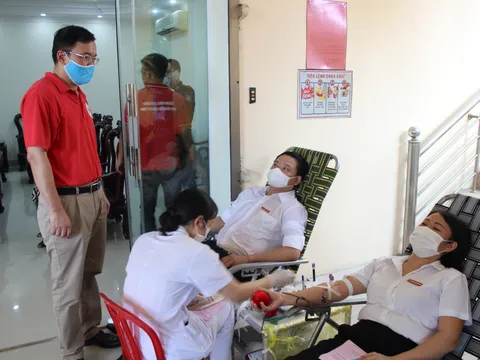 Những giọt máu nghĩa tình trong mùa dịch Covid -19