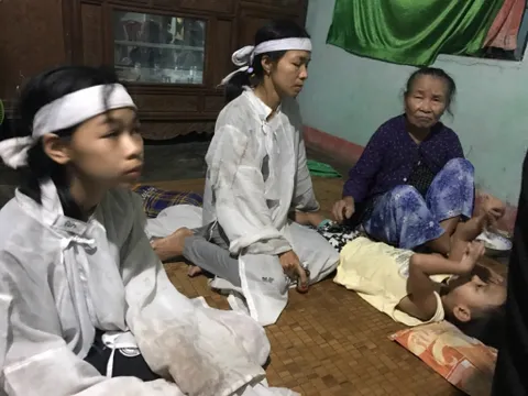Hoàn cảnh đáng thương của nạn nhân vụ tai nạn Quảng Nam có mẹ bị ung thư và con bại liệt