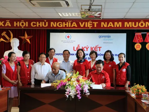 Hội CTĐ TP Hà Nội ký kết Chương trình phối hợp hoạt động nhân đạo 2018