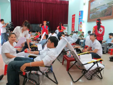 'Người Xứ Thanh cần sẻ chia nhiều hơn những giọt máu hồng'