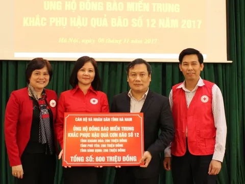 Hội Chữ thập đỏ Việt Nam: Tiếp nhận ủng hộ đồng bào khắc phục hậu quả cơn bão số 12