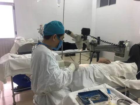 Huyện Phú Giáo (Bình Dương): Tổ chức khám và mổ mắt miễn phí cho 45 người nghèo